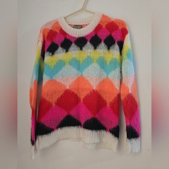 Colorful Patterned Crew Neck Sweater - Picture 3 of 9